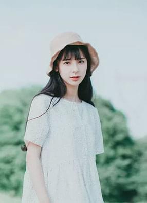 开局躺平,截胡五星女帝老婆